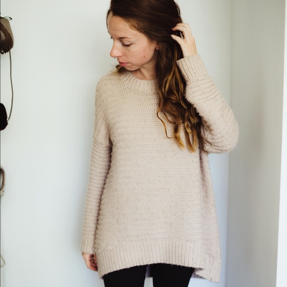 Oversized Chunky Knit Sweater - Picture 3 of 3